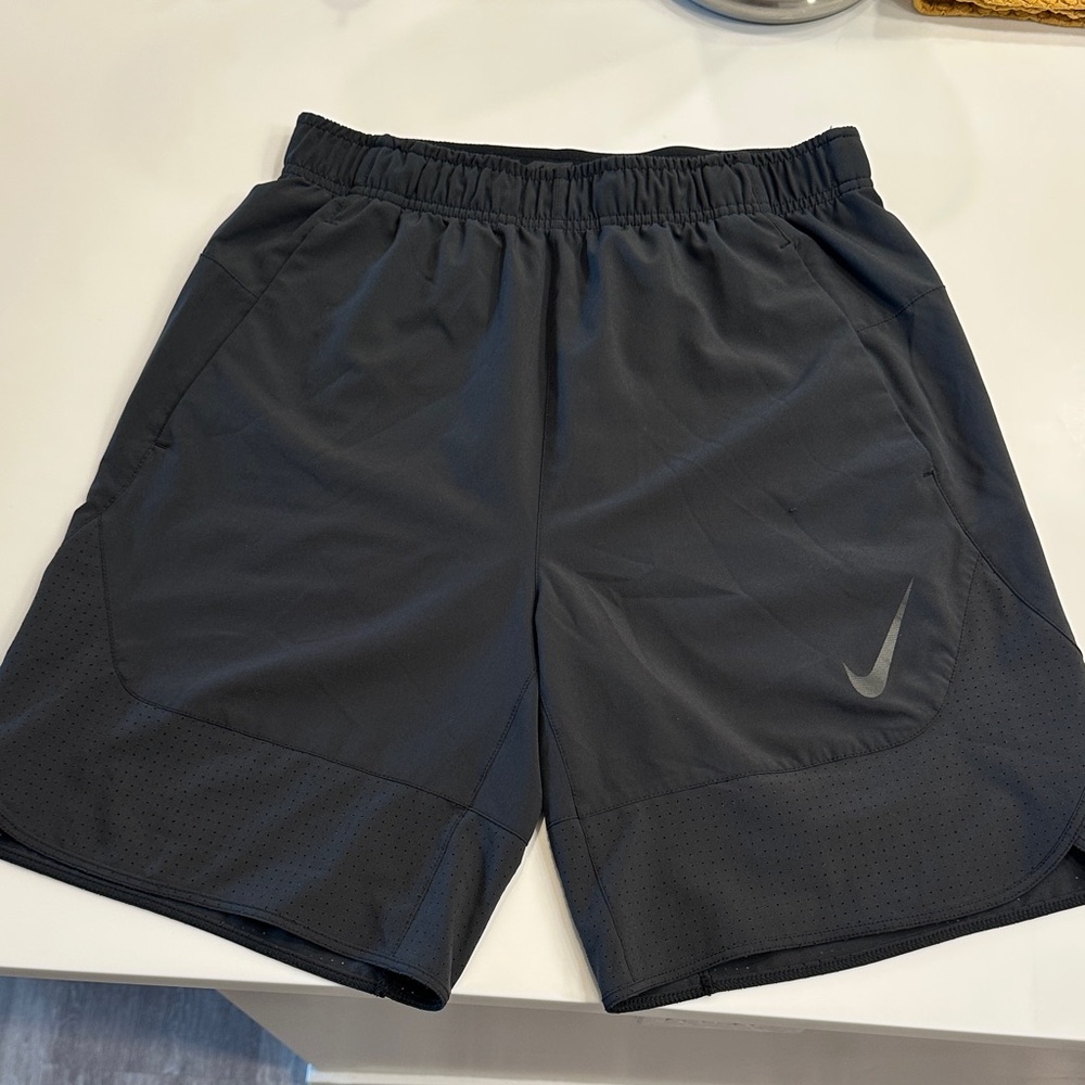 Nike Black Men's Athletic Performance Shorts